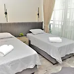 Villa L Olivia 2 *